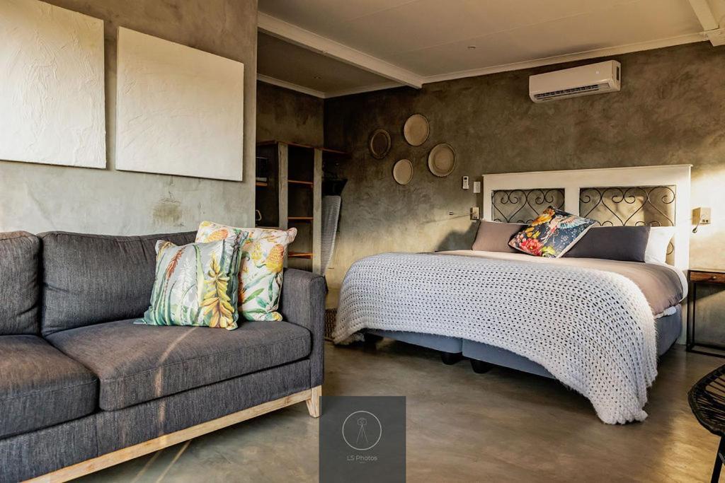 Guest Room At Joubert Piet Retief Exterior photo